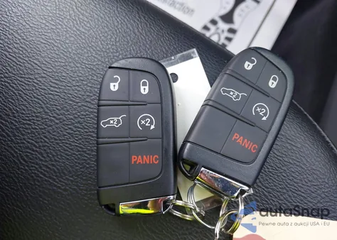 2024 Jeep Compass Latitude 4X4 из США, поврежденный, VIN 3C4NJDBN6RT122655